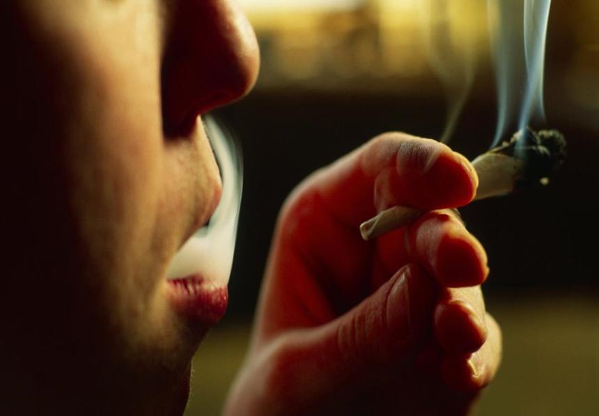 Те кто курят спайс ответственность подростков за распространение наркотиков